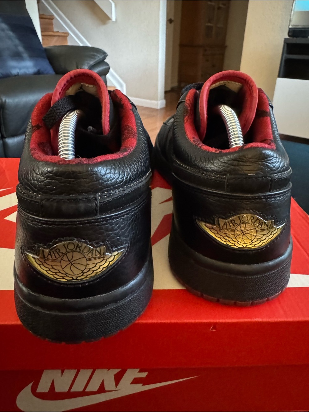 Jordan 1 Retro Low ‘Black Silver Red’ Size 10M/11.5W. Great Condition - Picture 2 of 13